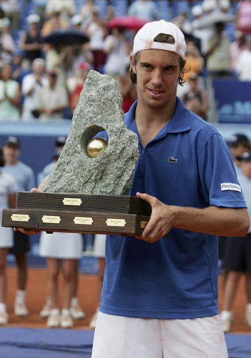 盘点体坛最搞笑的奖杯,最后一个确定是奖杯吗