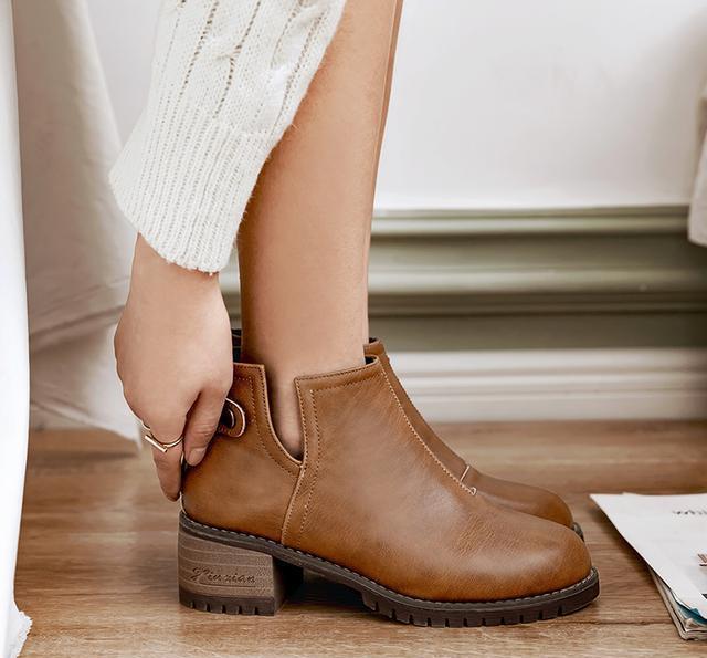  穿别人的旧鞋吉利吗_穿别人的旧鞋吉利吗女