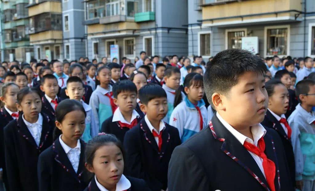爱国,从我做起——北苑小学举行爱国主题升旗仪式