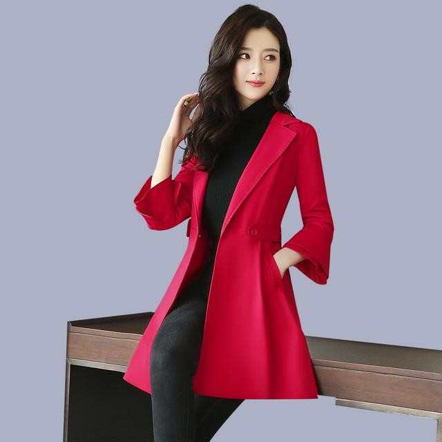 秋季必备气质显瘦风衣外套,凸显都市女性时尚大方的穿衣风格