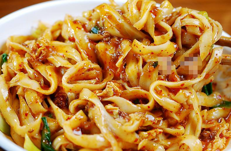 九块钱一碗的勾刀面,讲真的卖20都不贵