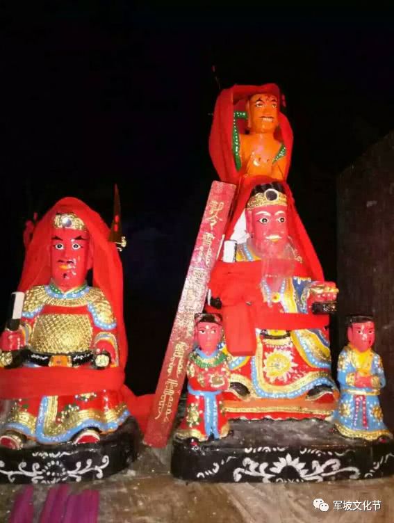 侯王将相( 侯王将相望久绝,神纵欲福难为功 )