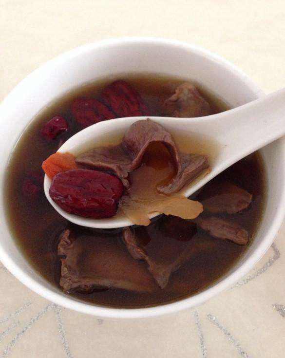 用"它"来炖汤胜过无数补药, 晚上睡不香吃几次就好|血管|猪心|虚汗