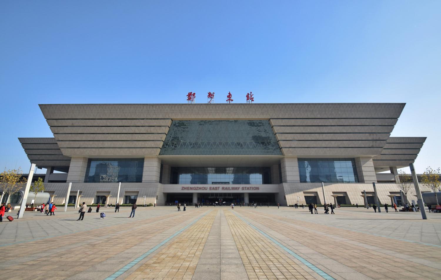 郑州高铁站候车厅囹a