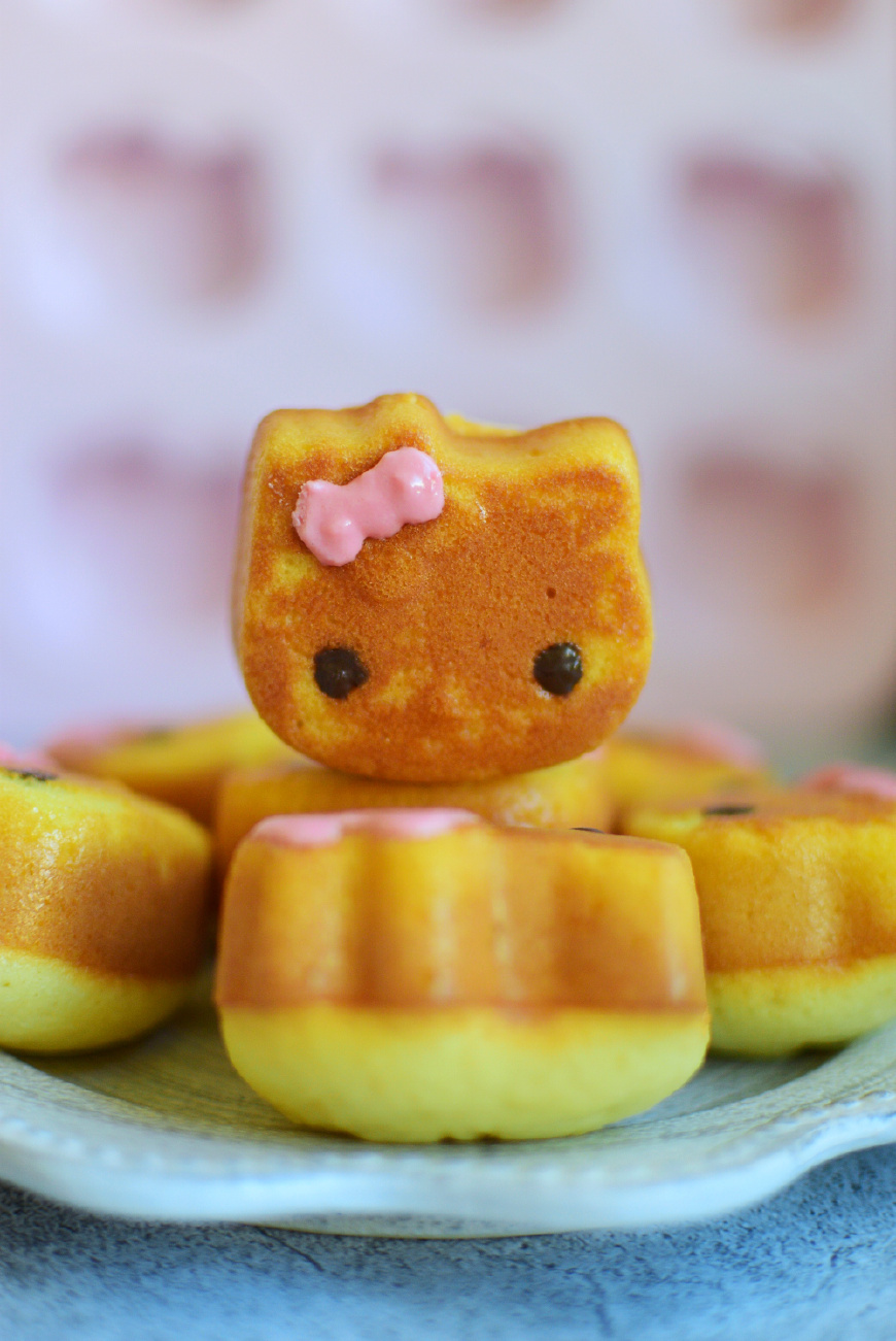 卡通小蛋糕颜值超高超萌,香香甜甜真好吃,孩子一口气能吃好几个
