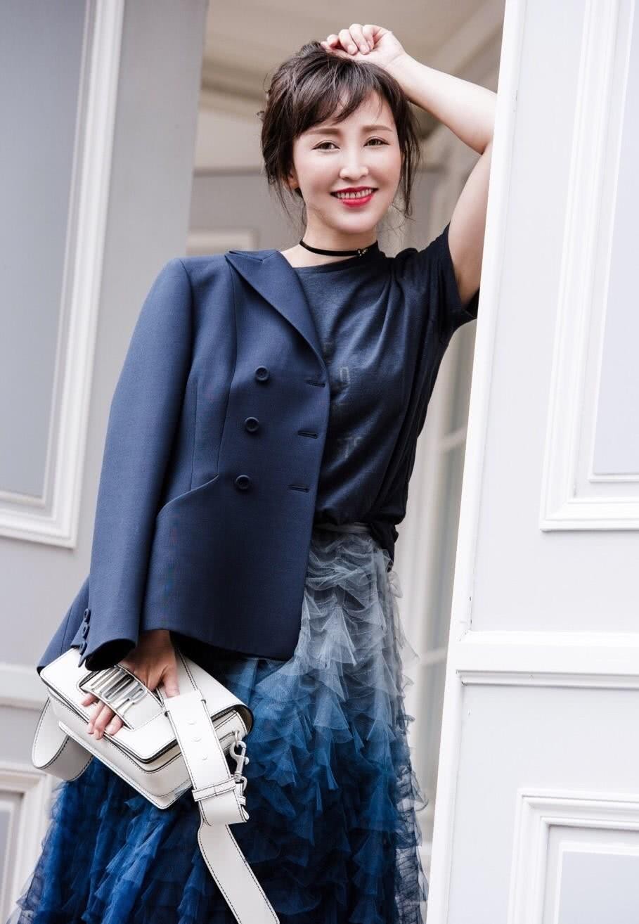 娘道中的瑛娘岳丽娜原来戏外这么会穿形象气质太好了