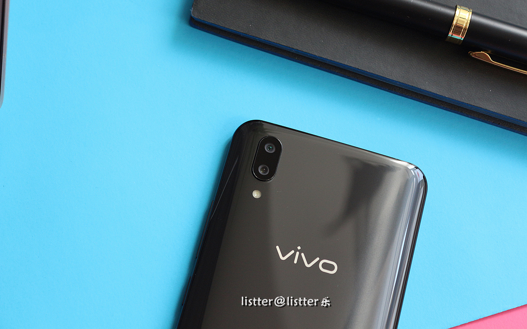 vivox21屏下指纹版全体验,眼看有种要舔屏的感觉,漂亮!