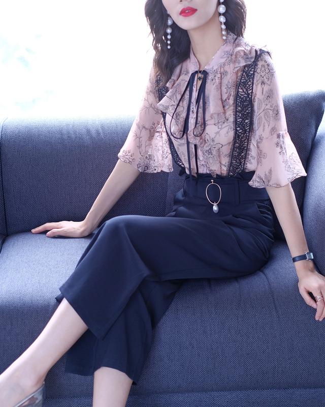 40岁女人别穿的太土,掉气质,高跟鞋搭配阔腿裤你也能成为女神