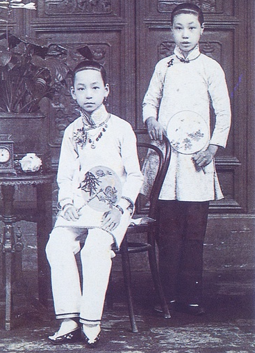 然而,黄逸梵却是一个勇敢的新派女性,林纾翻译的浪漫小说,五四时期的