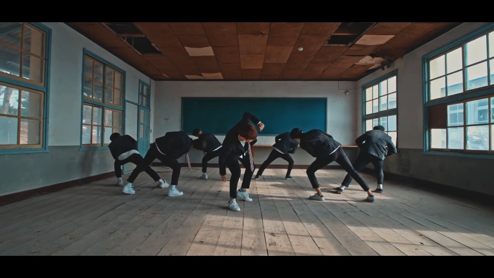 舞蹈 大学生翻跳bts《mic drop》舞蹈,很帅气有木有?