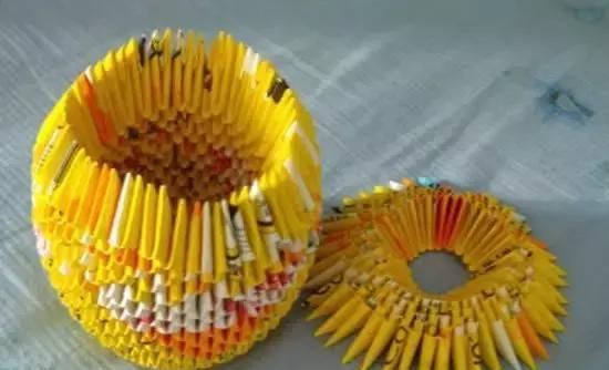 教你自制可爱的三角插笔筒 儿时的纸艺菠萝!附图解教程