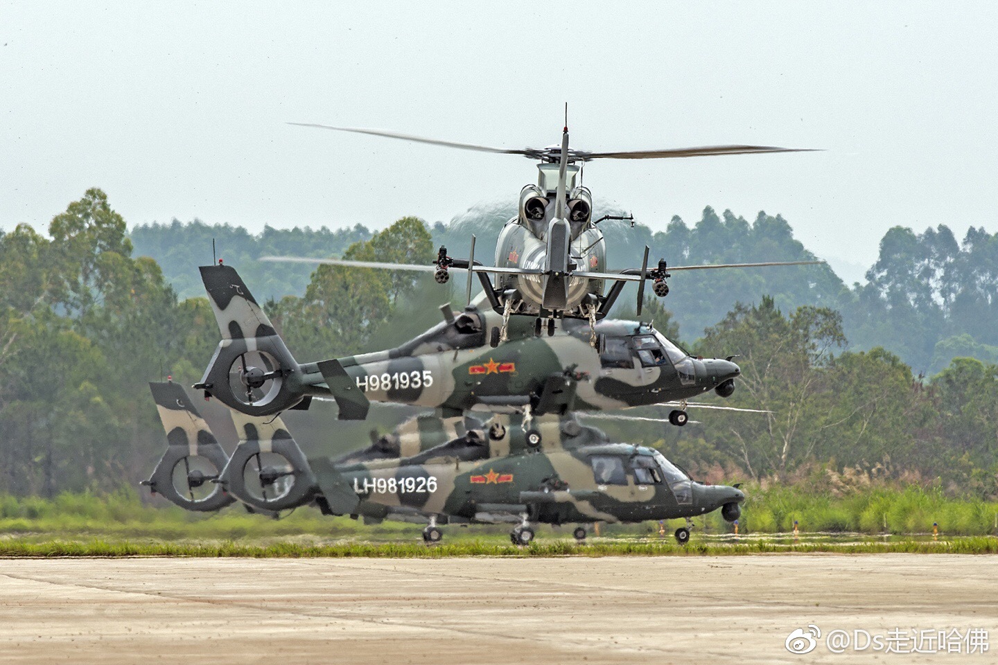 铺天盖地的直升机群!电影《现代启示录》真实版