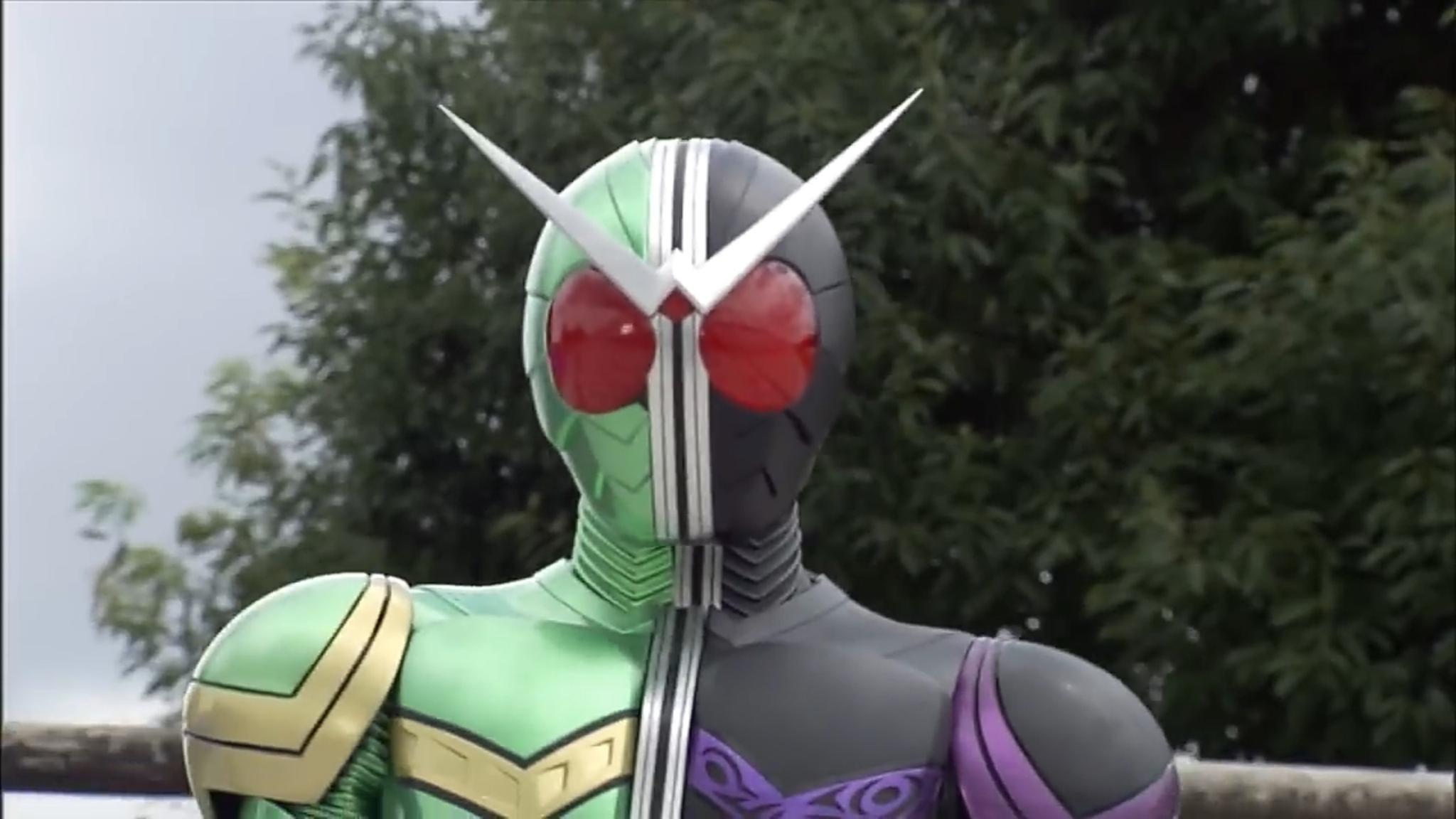 假面骑士也有这么个性的骑士踢,wizard体操踢,build学霸踢?