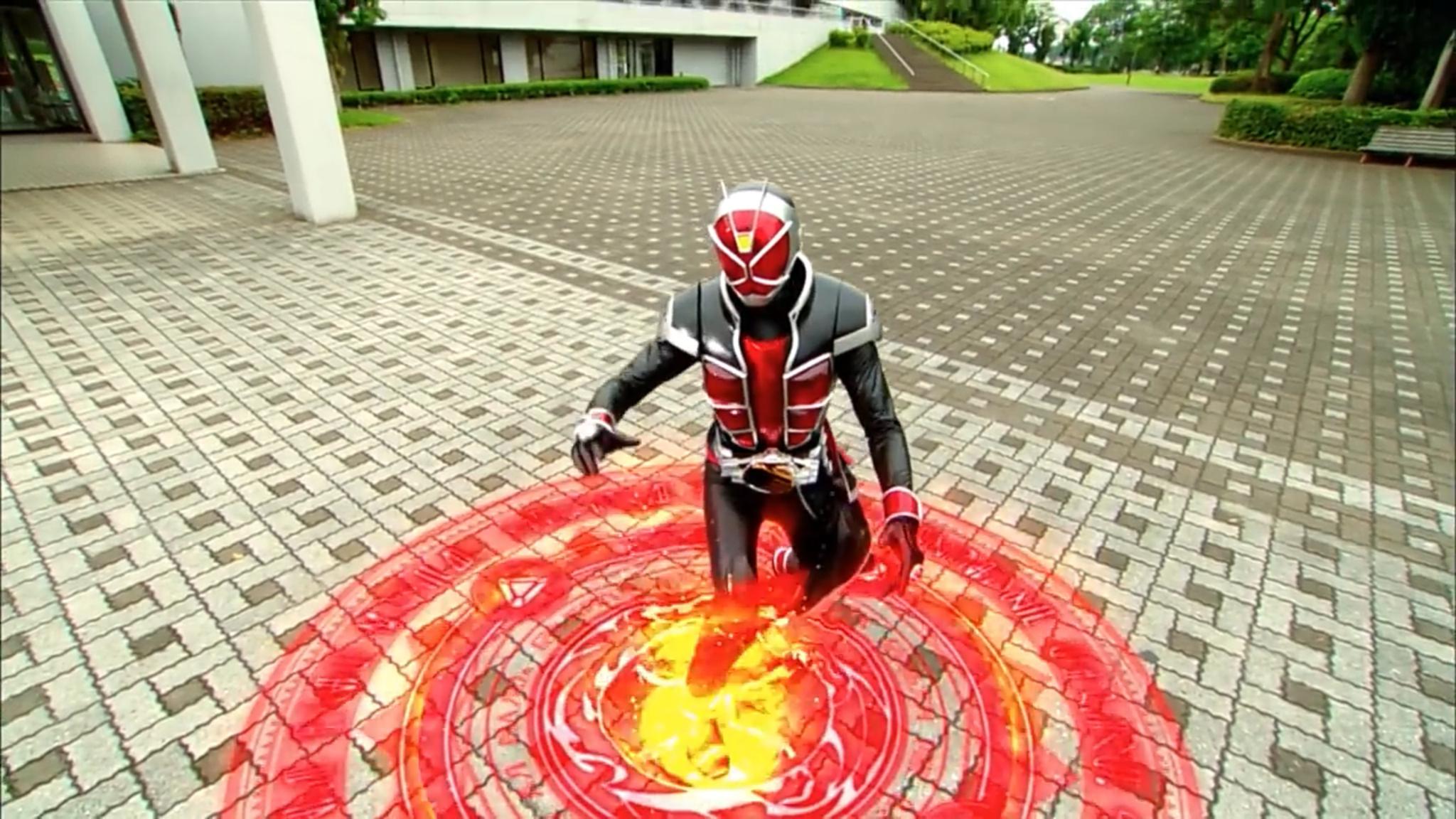 假面骑士也有这么个性的骑士踢,wizard体操踢,build学霸踢?