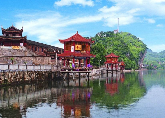 邵阳学院菲律宾博士引进事件 涉事领导如何处理