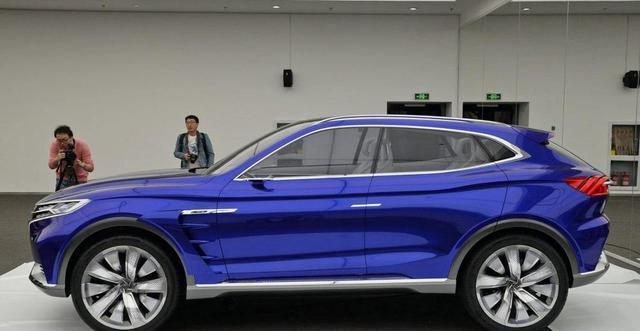 荣威rx7明年上市, 只卖15万颜值像保时捷, 中控屏幕设计太美了!