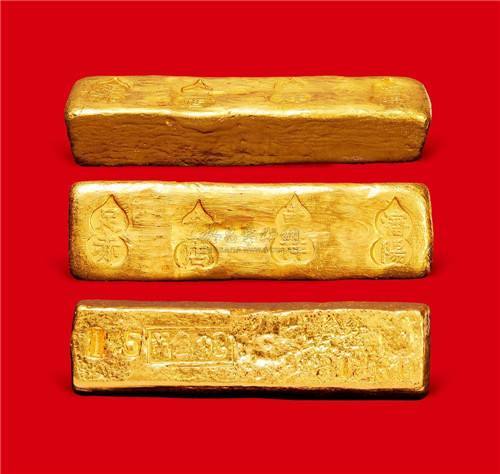 打开时众人都愣住了