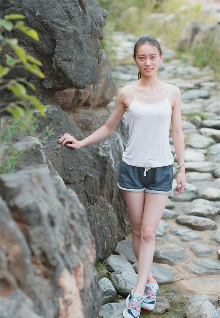 活力青春的短裤搭配, 穿出邻家妹妹的味道