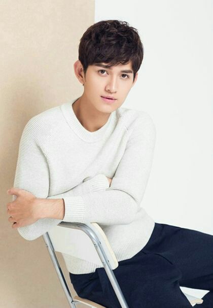 1990年的七位男演员,认识鹿晗不足为奇,超过五位封大神!