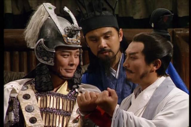 三国演义中,草船借箭看着很神秘,其实是不可能的