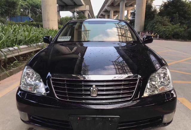 二手车惊人的保值率,十年皇冠价格居然还能如此值钱