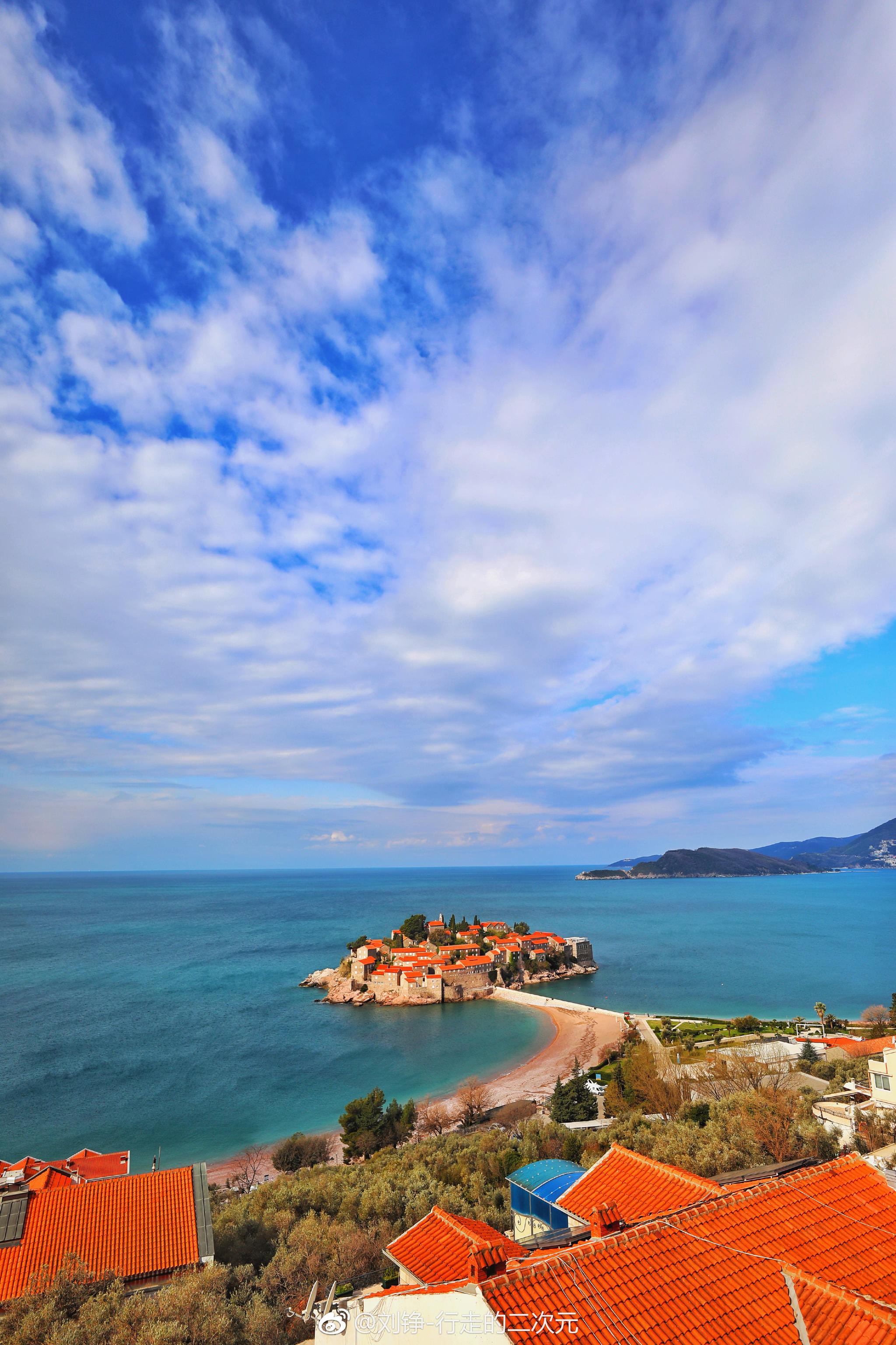 圣史蒂芬岛曾经是一个小渔村,现在是世界上独特的豪华旅游胜地