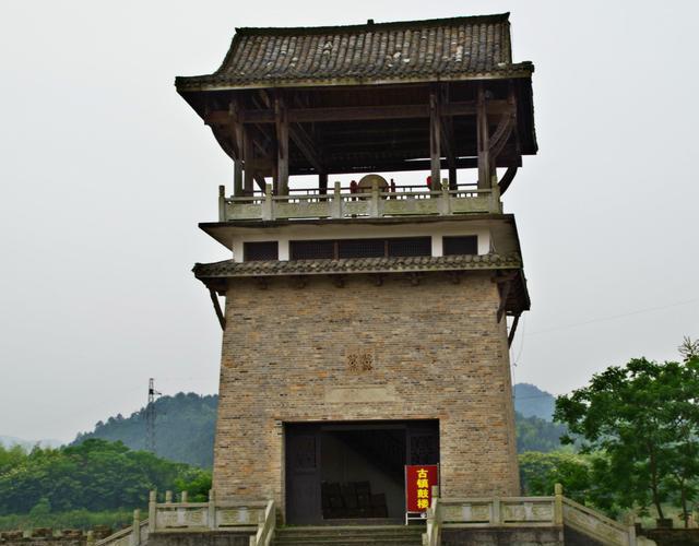 这个地方人称"神仙都所",这里的村民多长寿,村内无蚊子