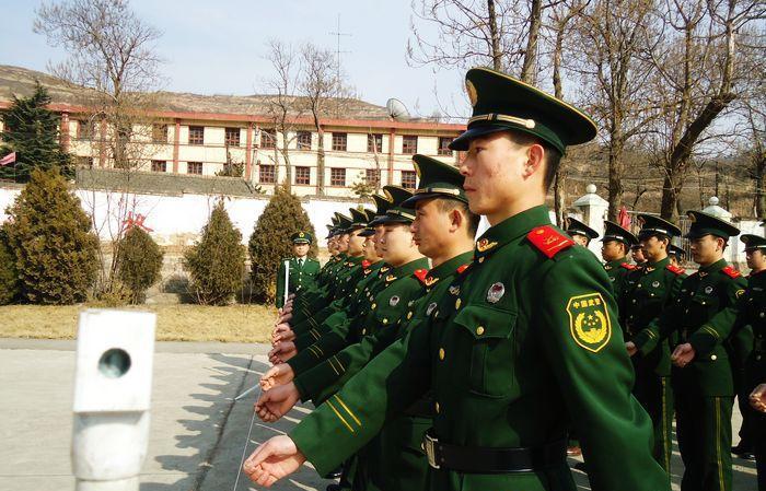 武警和解放军到底有什么区别吗? 原来我们以前