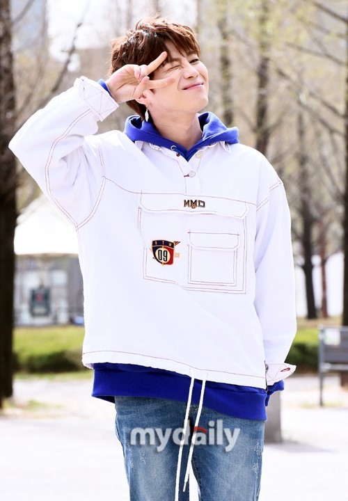 韩国男团unb最新写真曝光7日推出首张专辑