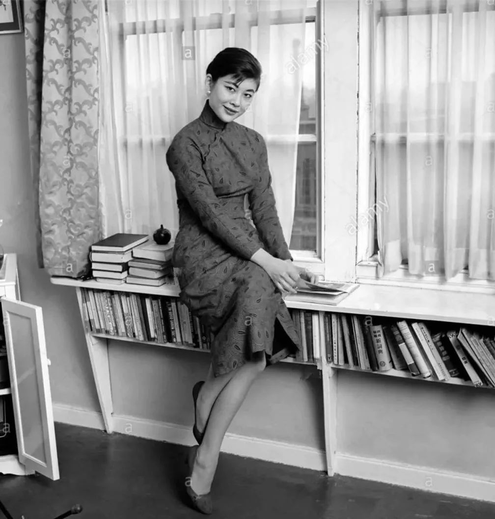 她是章子怡,巩俐师祖,经历失婚,破产轻生,活成真正的上海名媛|周采芹