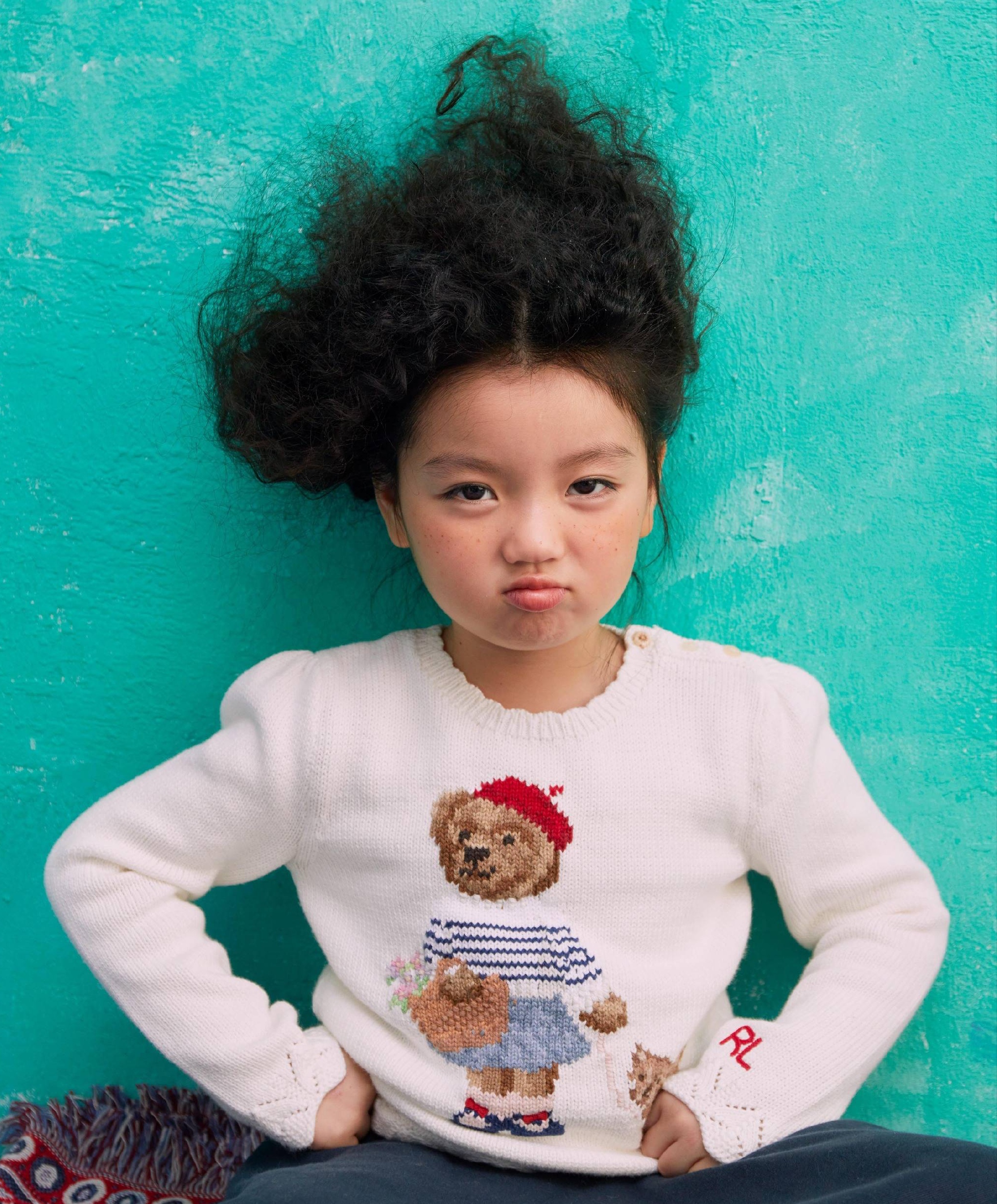 崔雅涵再次登上《ok!精彩法宝》封面,造型百变,style信