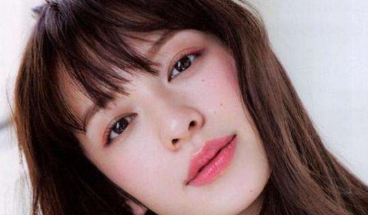 这篇文章,让薄唇能画出丰满立体唇形