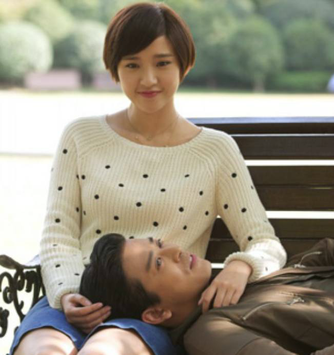 他们经过各种关于爱的考验,最终迎来幸福圆满的故事,饰演的是路小楠