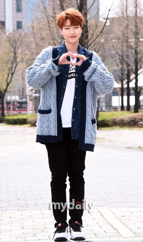 韩国男团unb最新写真曝光7日推出首张专辑