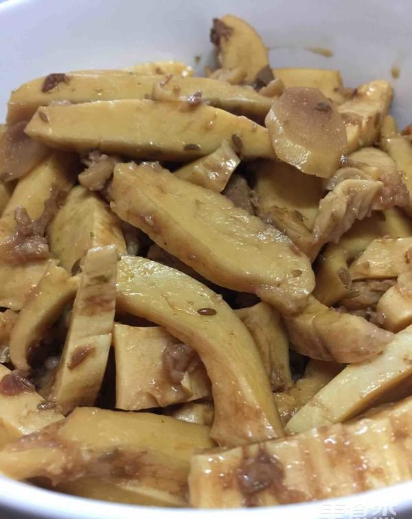 炖牛板筋的做法