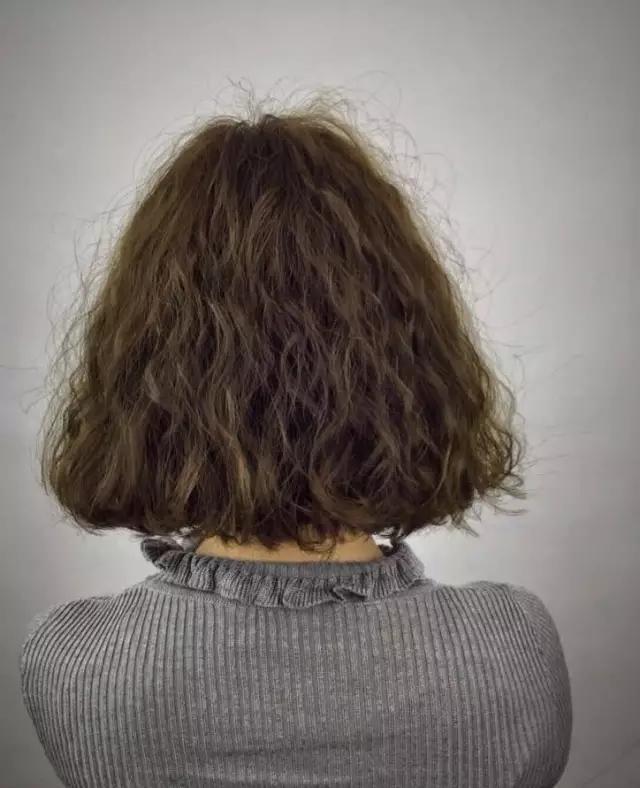 2018烫个保暖接地气的螺丝卷