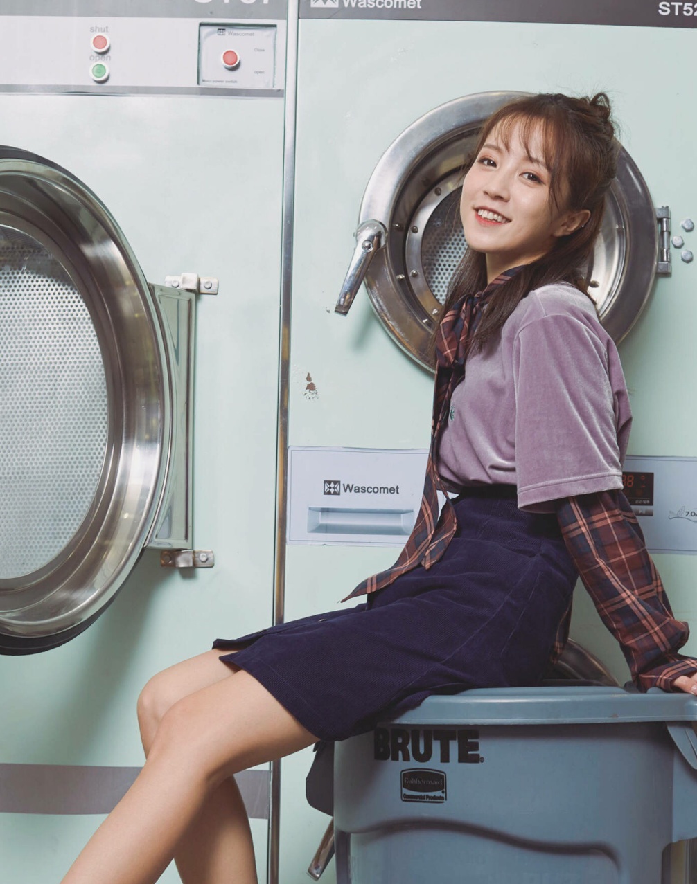 莉哥放弃抖音入驻虎牙直播首秀打lol让人刮目相看