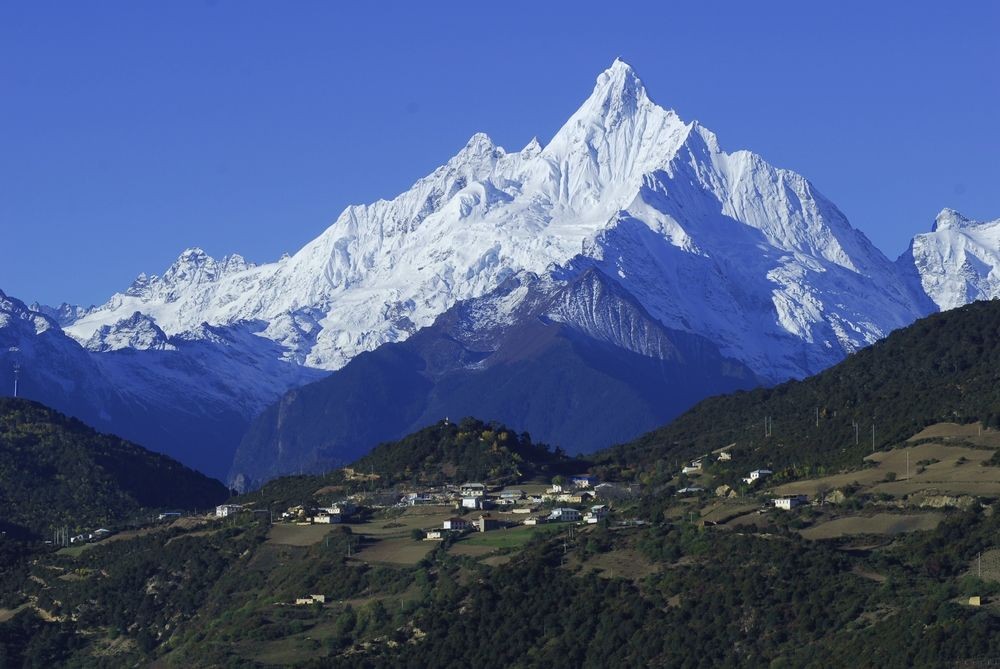 中国至今无人能够成功登顶的一座大山,你知道是在哪里吗?