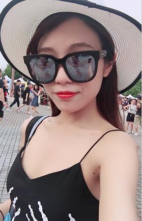 lol冬阳强行晒丑照, 有网友表示吓萎了