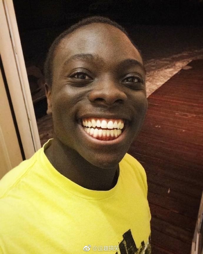 快乐发射|黑人|笑容|心情_新浪新闻