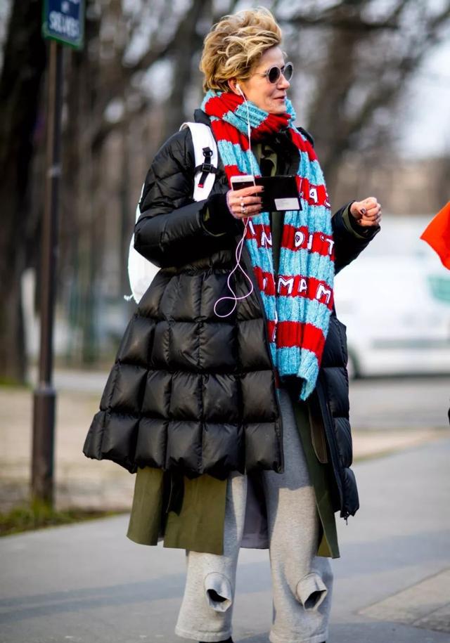 羽绒服专辑:24款巴黎街拍羽绒服穿搭