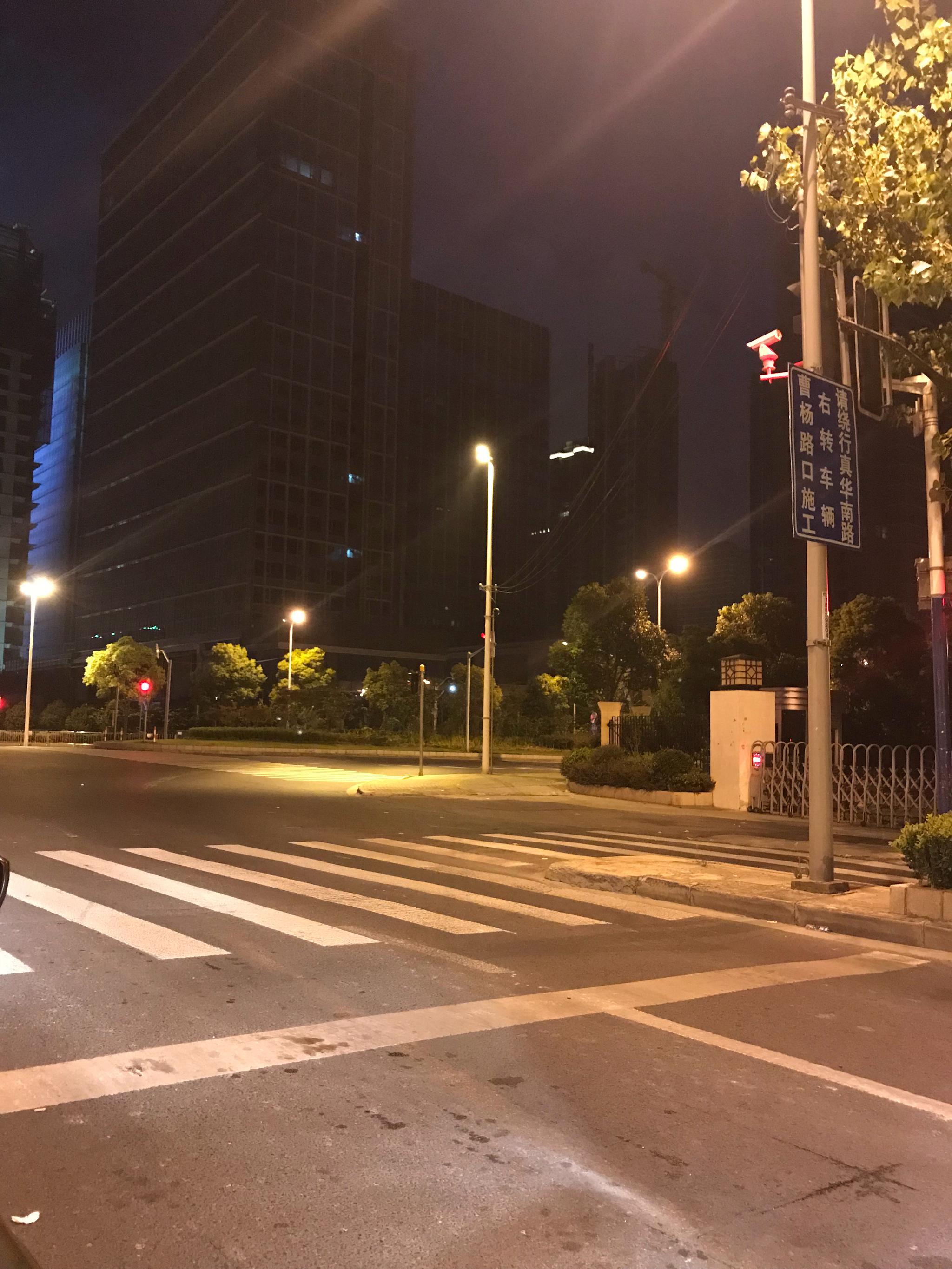 你见过凌晨4点钟的上海吗前3p凌晨4点的上海后3p