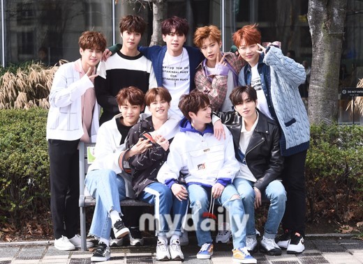 韩国男团unb最新写真曝光7日推出首张专辑