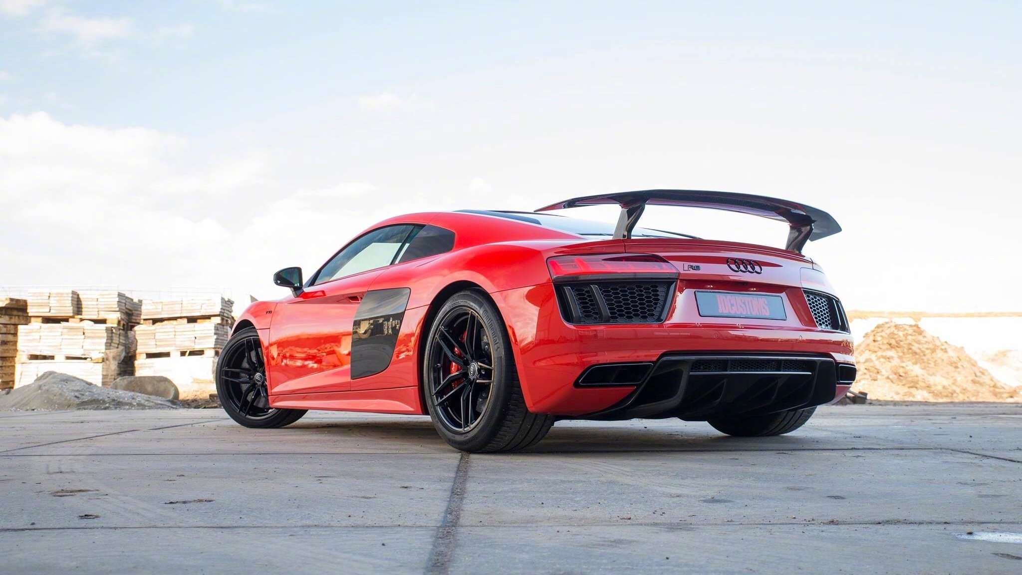 努力和好运是分先来后到的,努力永远在前,而好运随后才到