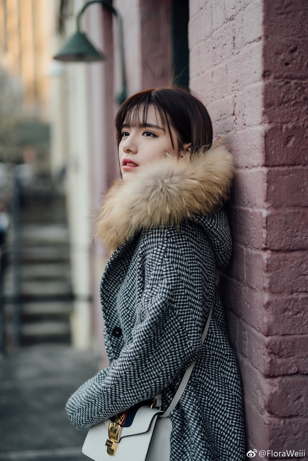 粉墙黛瓦 悉尼岩石区球邂逅出镜@floraweiii 摄影@悉尼顾俊