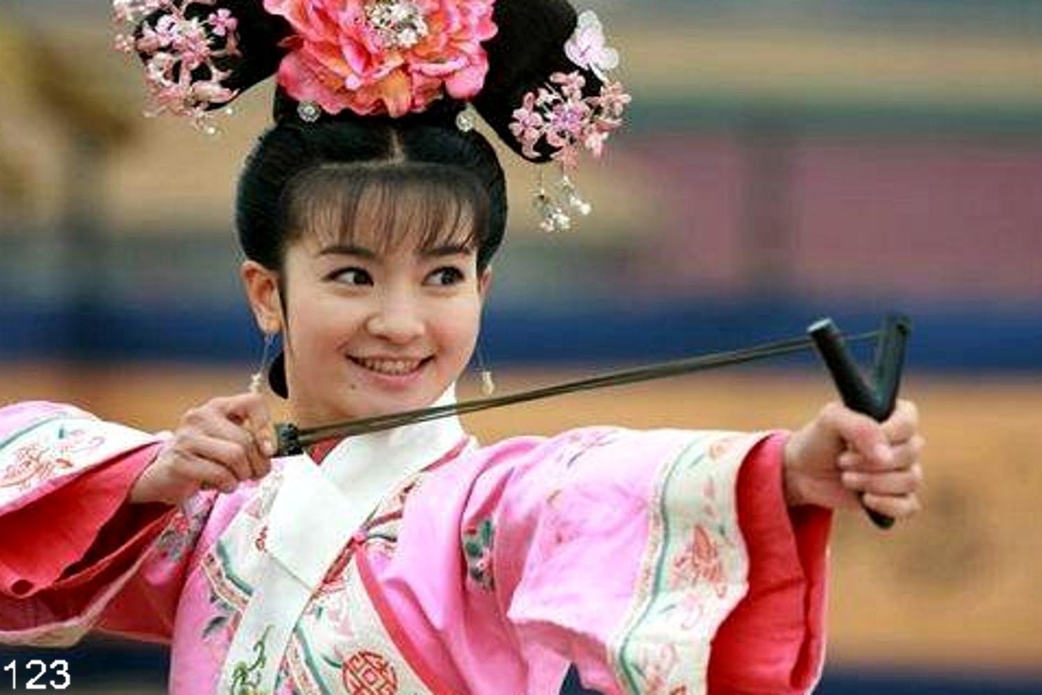 明珠格格原来真的存在,不是皇上的女儿而是皇上的妃子!