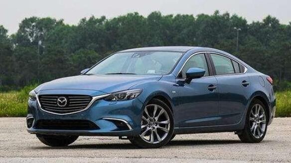 八代凯美瑞2.0豪华和阿特兹2.5尊崇怎么选呢?