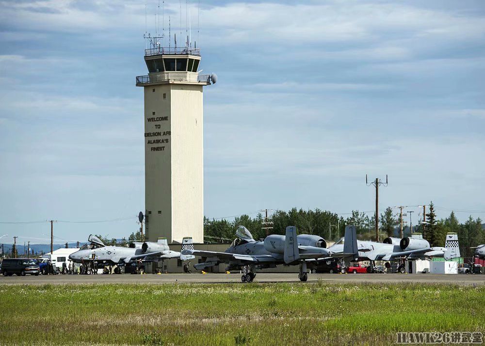 传奇a-10再现艾尔森空军基地