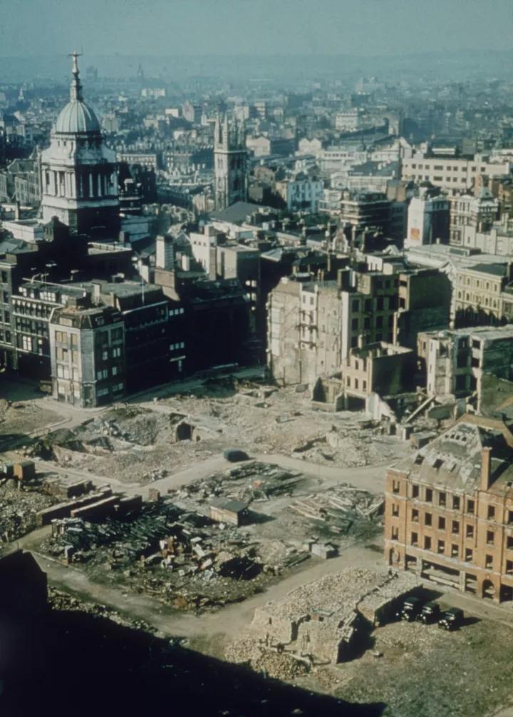二战德国空军轰炸后的伦敦高清彩照