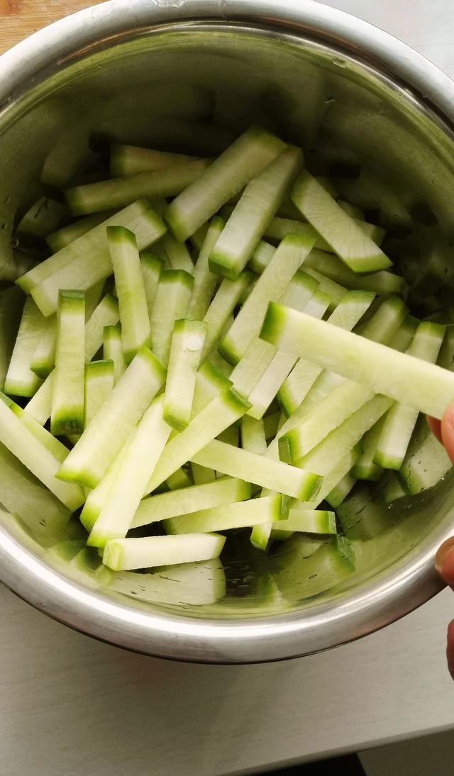 萝卜条的晒制方法